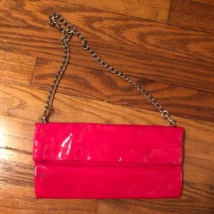Dooney and Bourke clutch